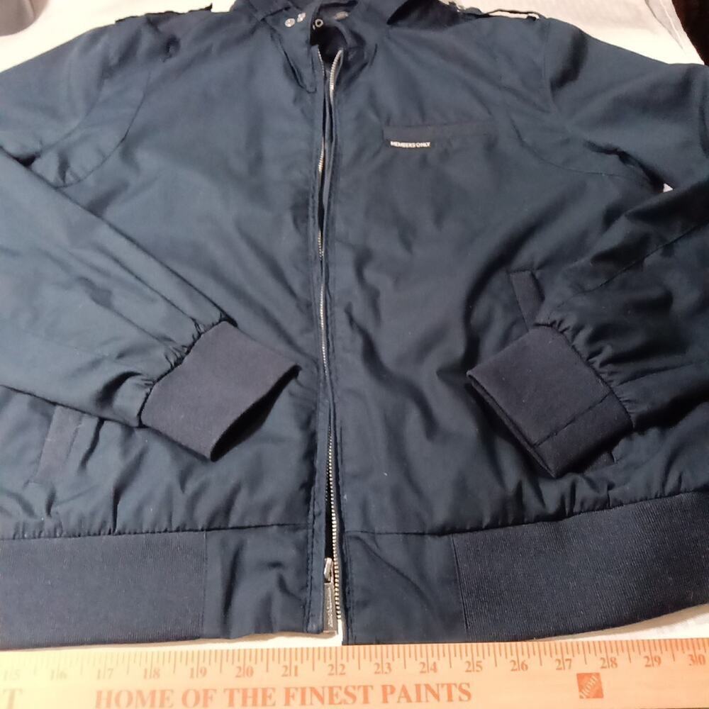 Members Only Mens Jacket Size Small Navy Blue Classic Iconic Windbreaker Preppy